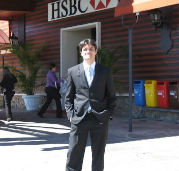 Os anos no banco
